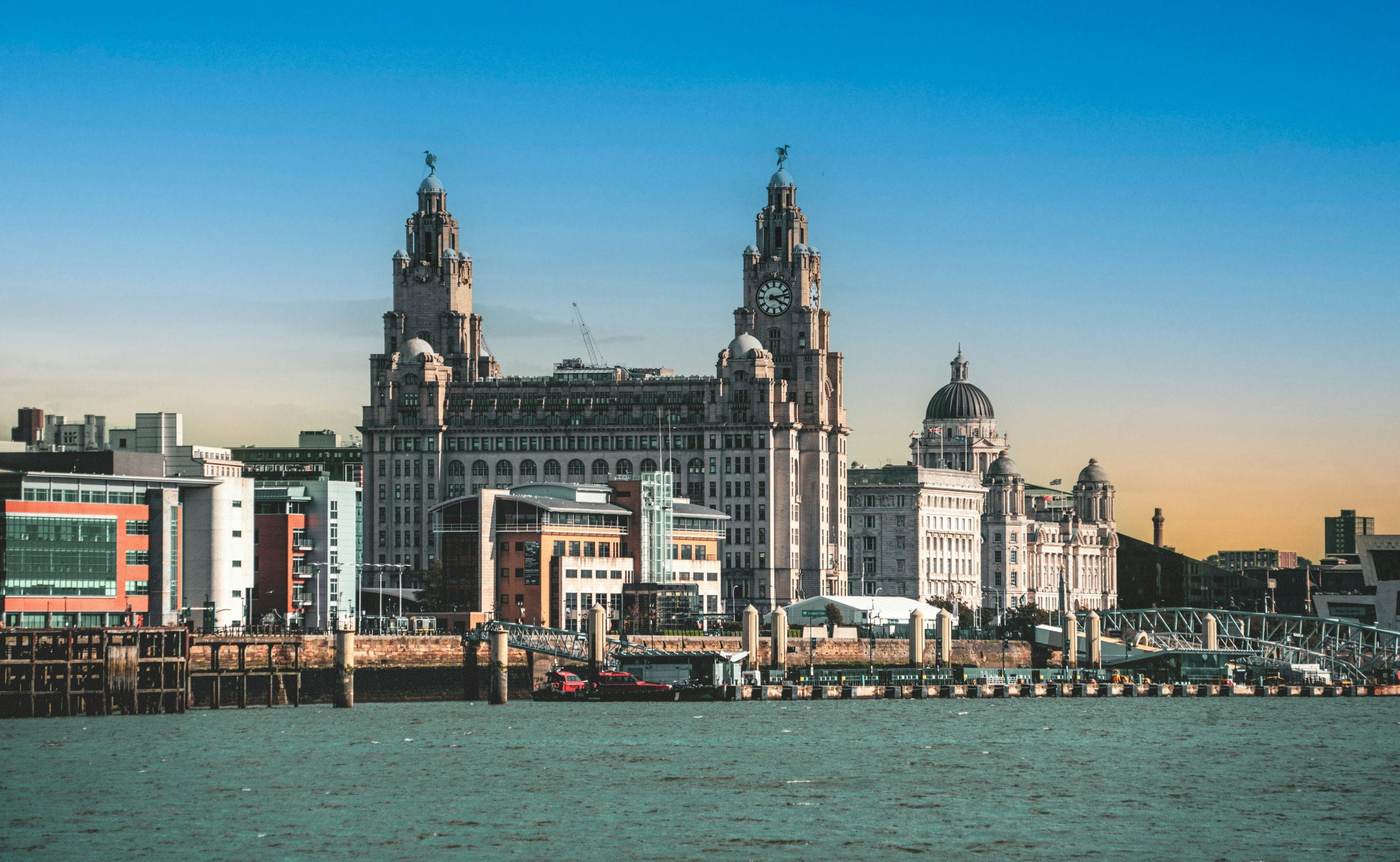 Liverpool city uk iconic skyline